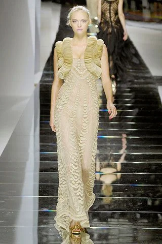 Look 74